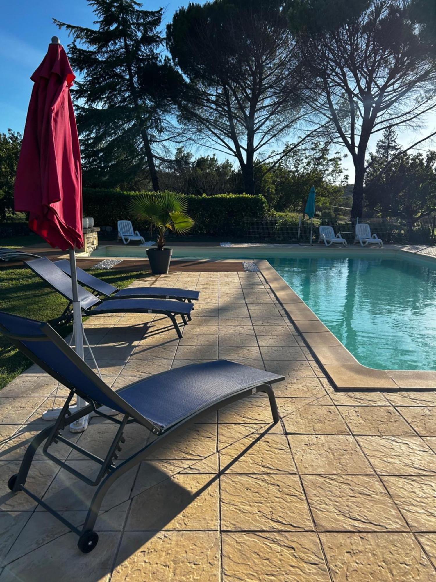 Les Demeures Du Clos Niozelles Exterior photo